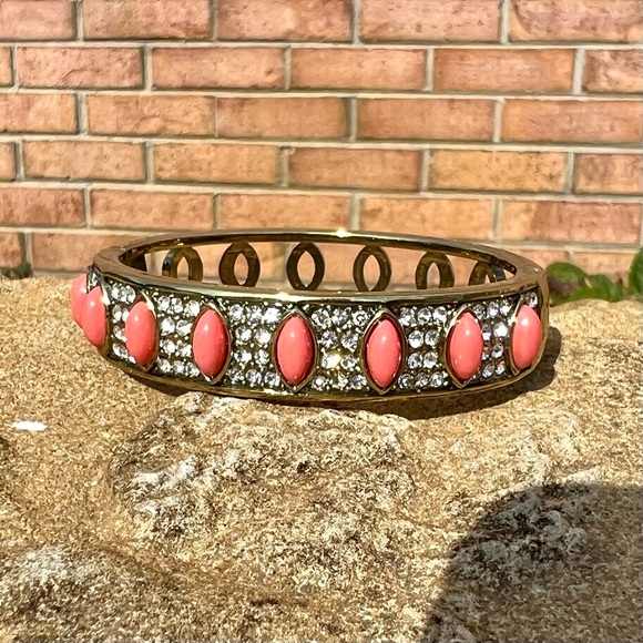 Heidi Daus Colorful faux coral & clear Swarovski crystals clamper bracelet - Picture 5 of 12